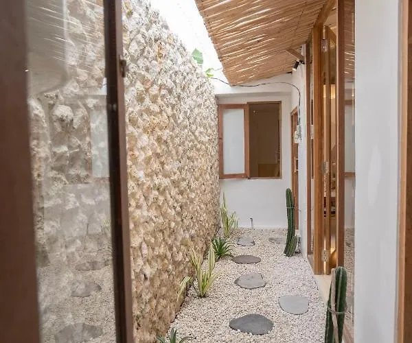 Villa The White Joglo A Stylish 3bdr With Pool 2 Min From The *